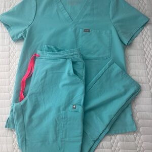 Figs Teal Scrub Set with Pink Drawstring